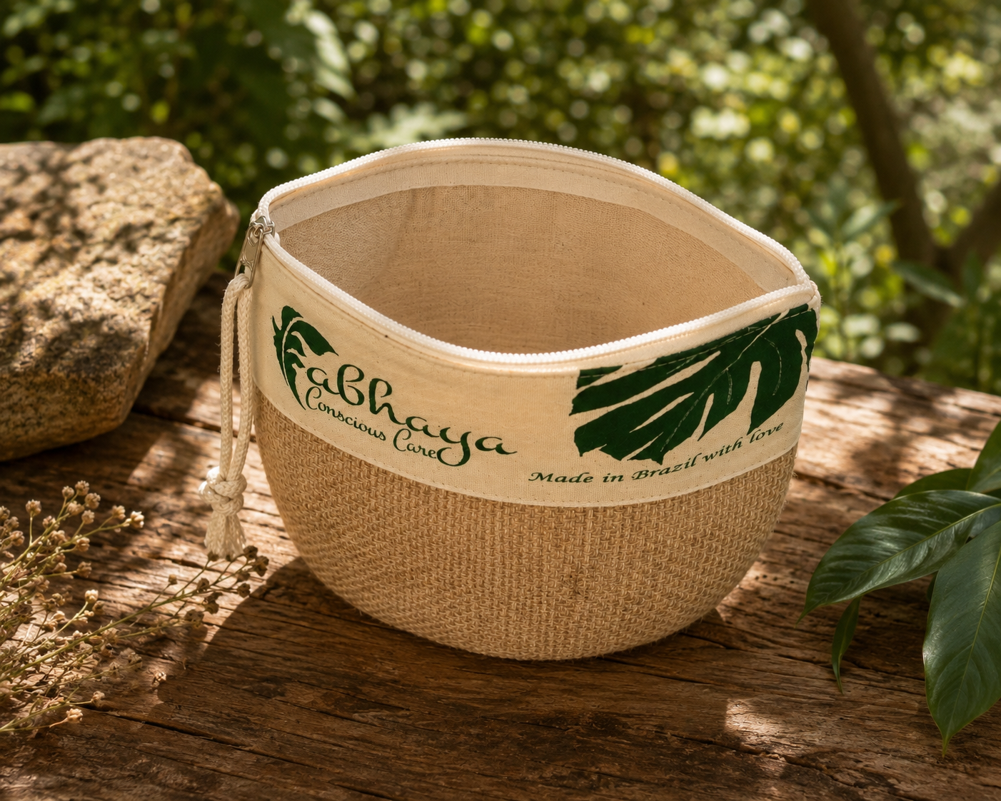 Necessaire ABHAYA